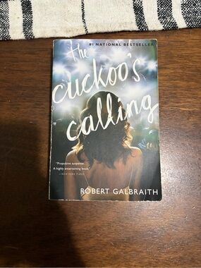 The Cuckoo's Calling by Robert Galbraith - Paperback